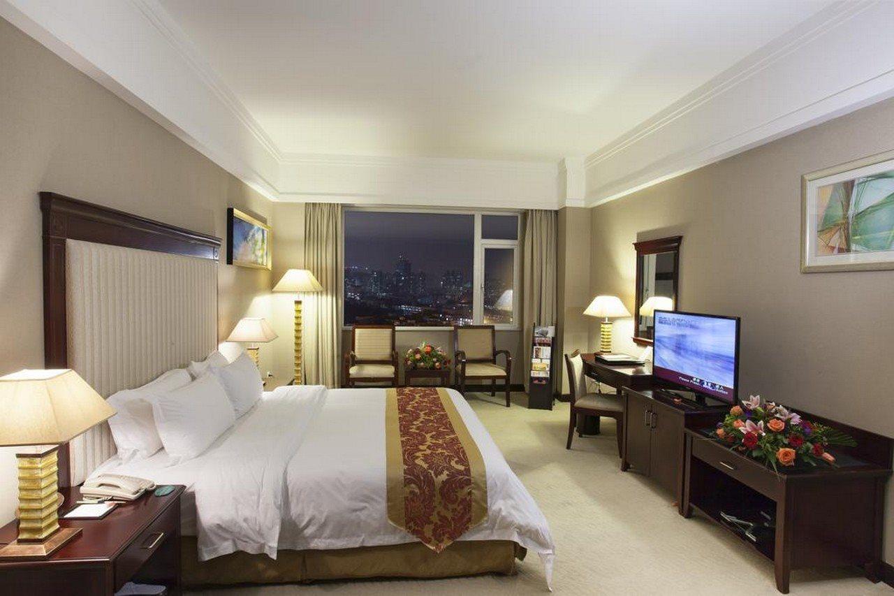 Yutong Hotel Гуанчжоу Экстерьер фото