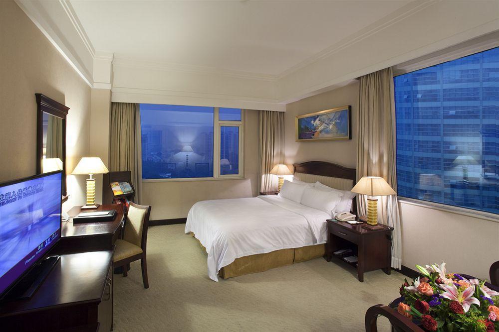 Yutong Hotel Гуанчжоу Экстерьер фото