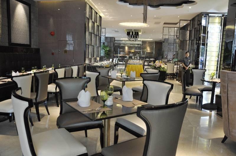 Yutong Hotel Гуанчжоу Экстерьер фото