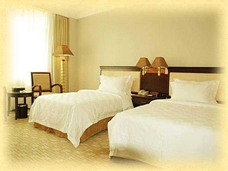 Yutong Hotel Гуанчжоу Номер фото