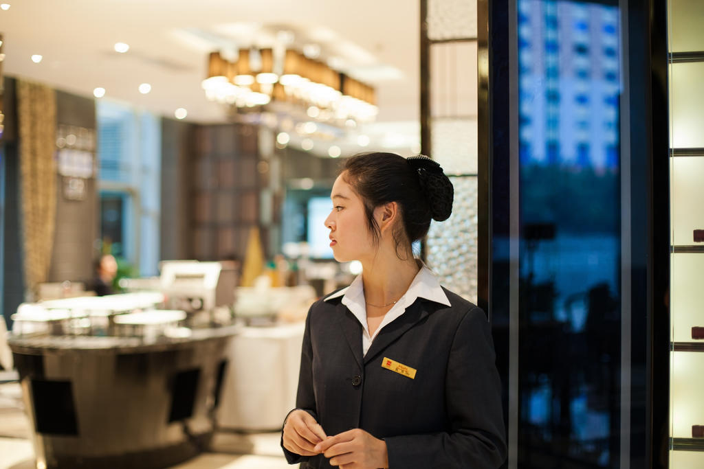 Yutong Hotel Гуанчжоу Экстерьер фото
